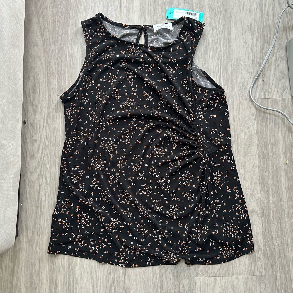 Black kaileigh ruched shirt NWT